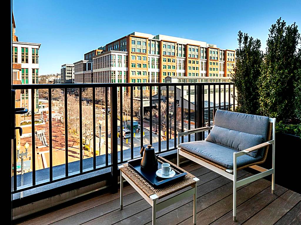 Thompson 420 friendly hotel washington DC balcony with chair and table